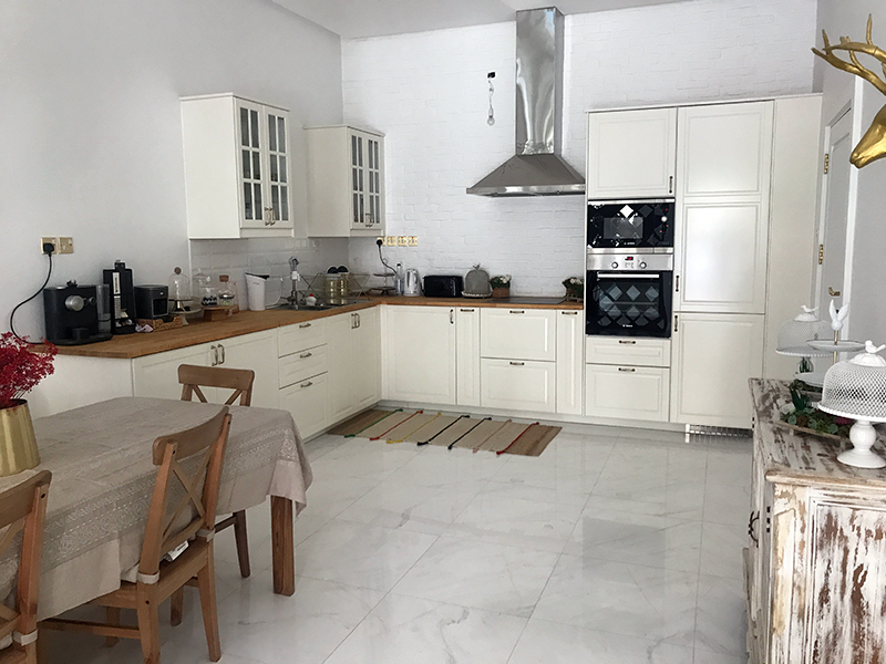 Corbezz Bathroom Floor and Wall